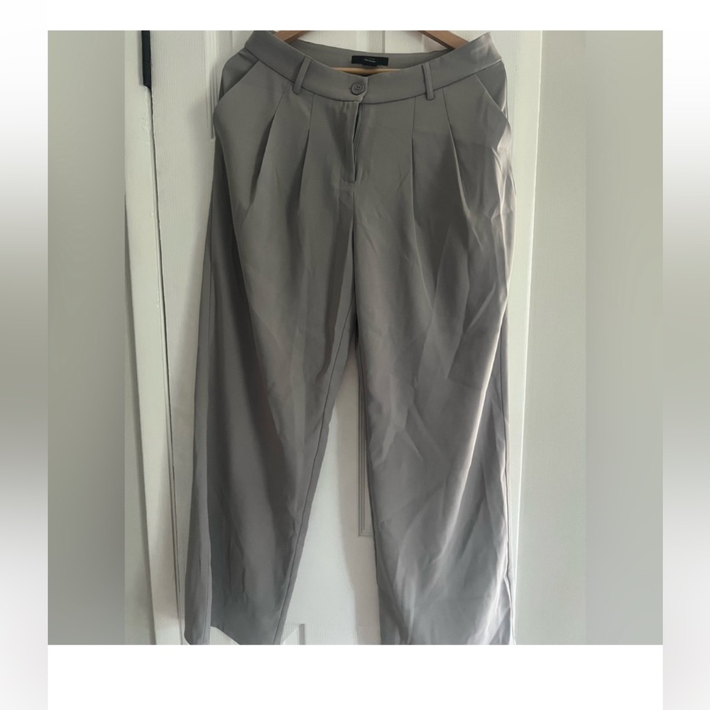 Forever 21 Gray Dress Pants Timeless Design - Picture 2 of 7